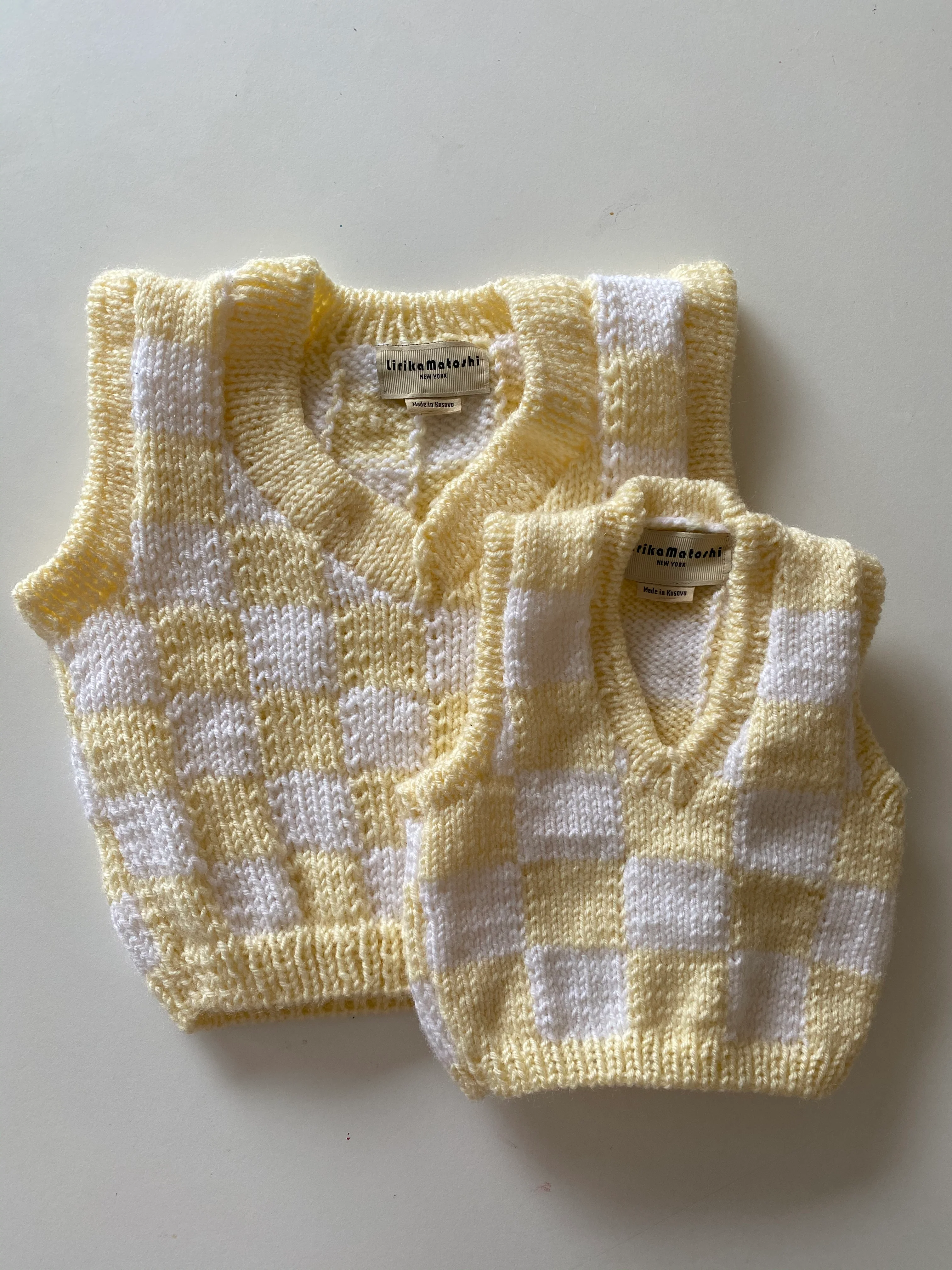 Checkered Knit Vest For Pets - Image 5