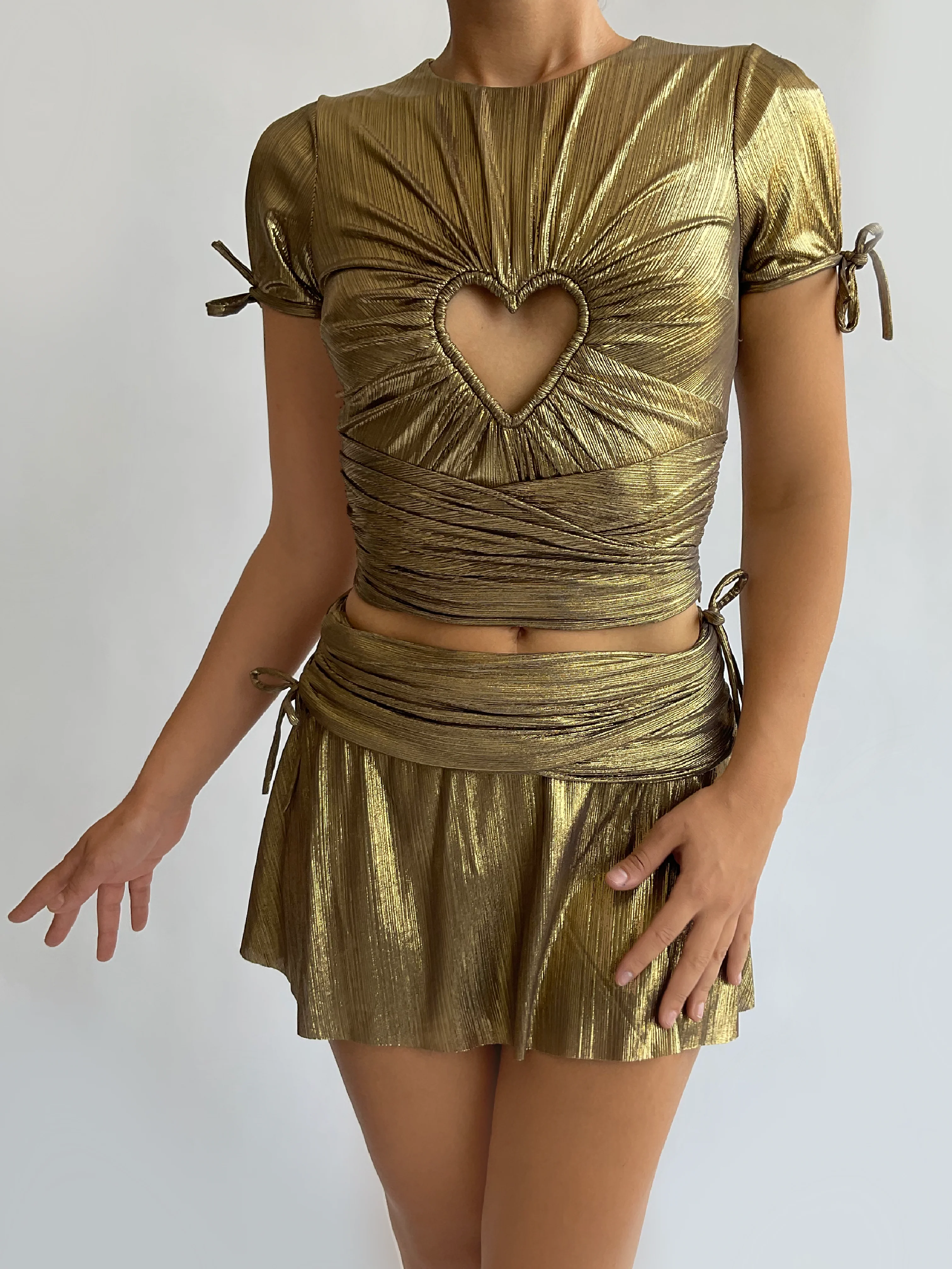 Gold Heart Cutout Set - Image 2